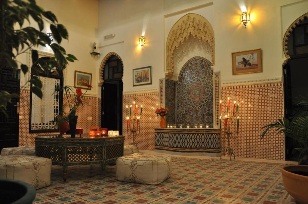 Riad Baddi ซาเล ภายนอก รูปภาพ