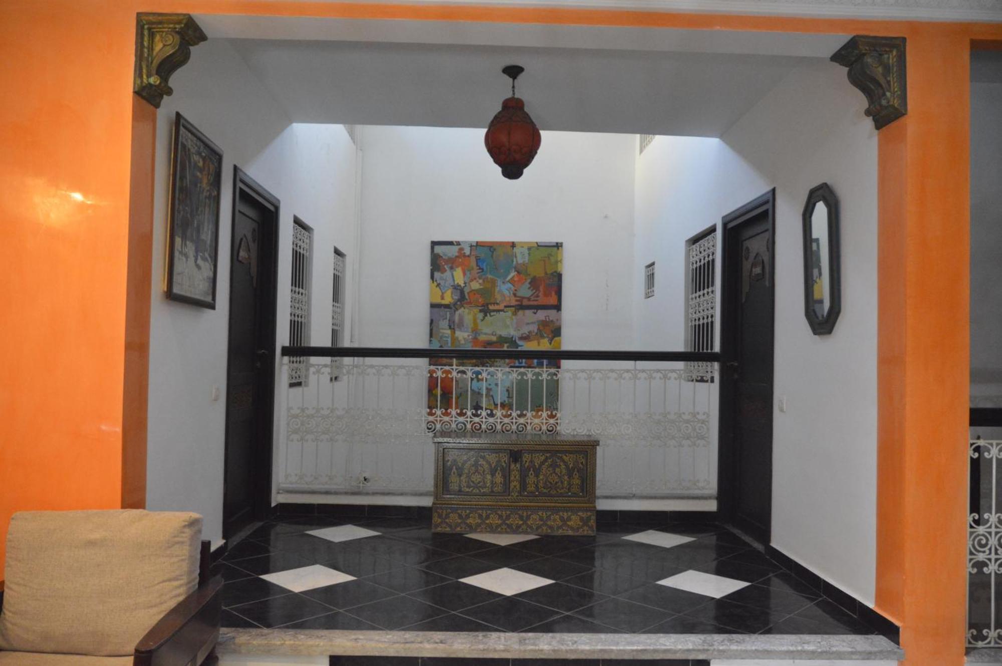 Riad Baddi ซาเล ภายนอก รูปภาพ