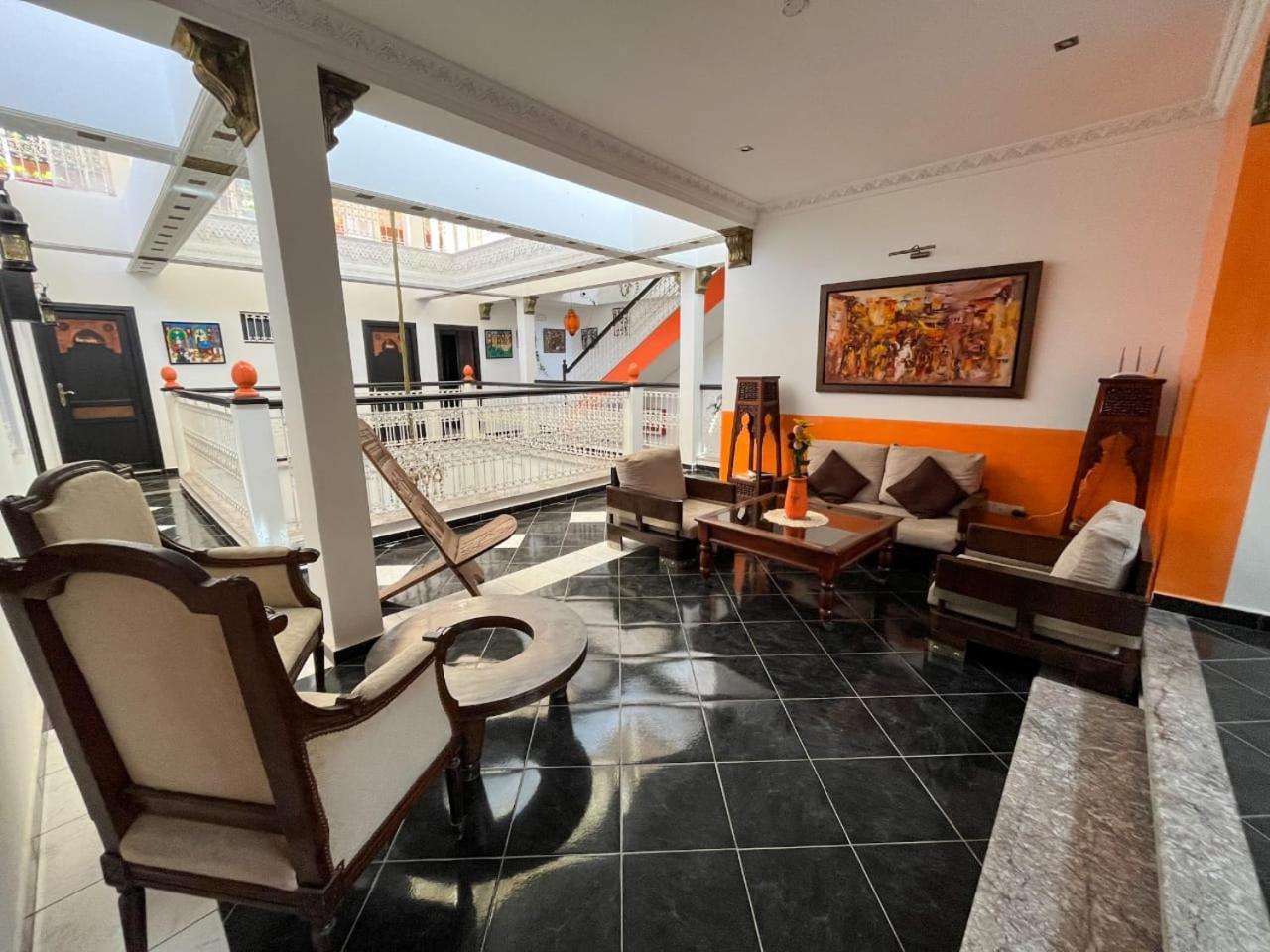 Riad Baddi ซาเล ภายนอก รูปภาพ