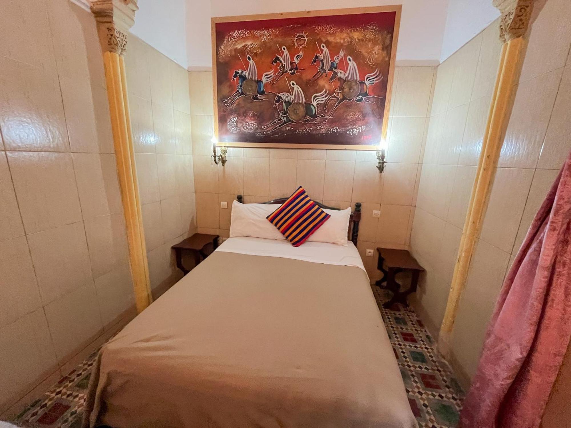 Riad Baddi ซาเล ภายนอก รูปภาพ